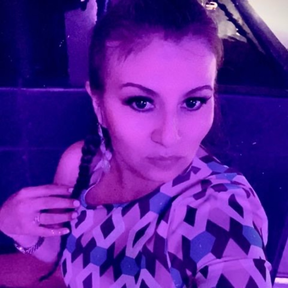 Meet your Posher, Marisol